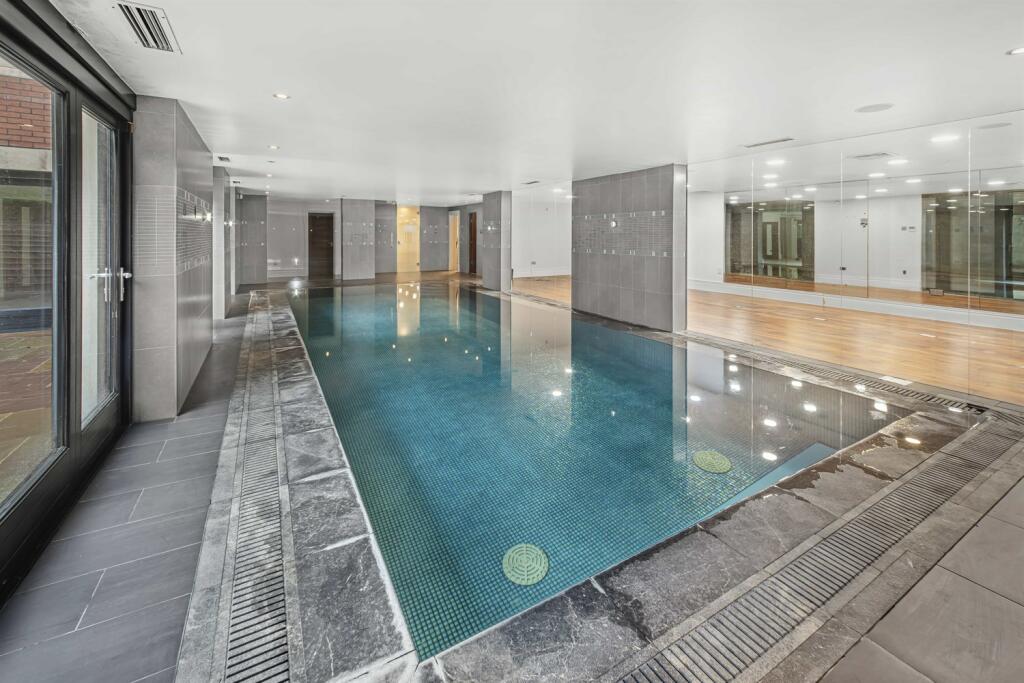 6 bedroom detached house for sale in Springwood, Chapel Lane, Hale Barns, WA15